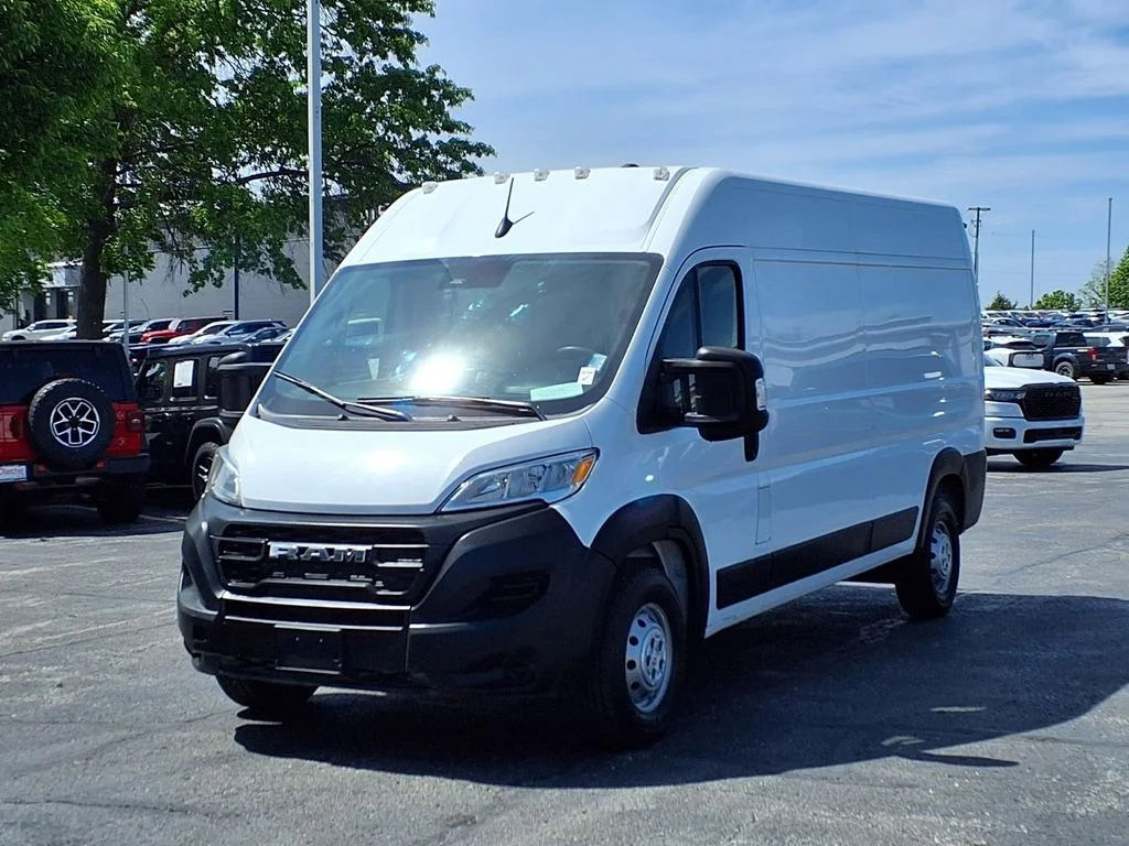 Used 2023 RAM ProMaster Cargo Van Base with VIN 3C6LRVDG8PE588343 for sale in Kansas City