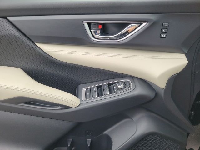 New 2026 CRYSTAL BLACK SILICA Subaru Limited 7-Passenger image 15