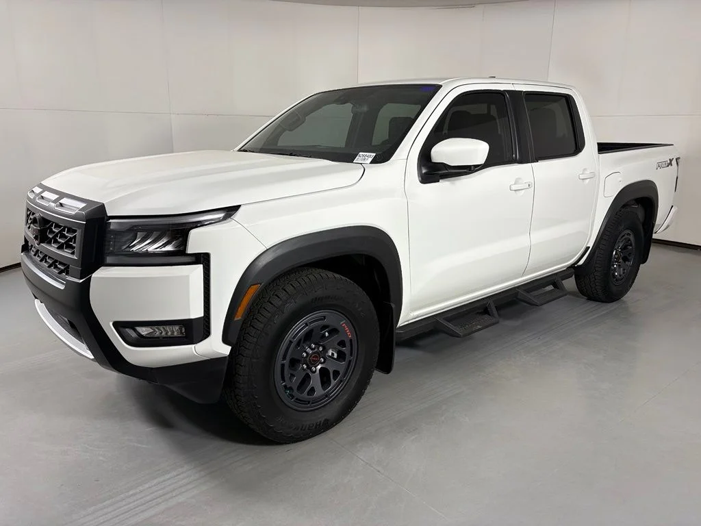 New 2026 Glacier White Nissan Crew Cab PRO-X® image 4
