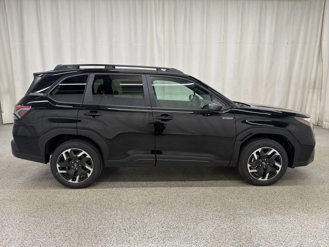 New 2026 Crystal Black Silica Subaru Premium Hybrid image 5