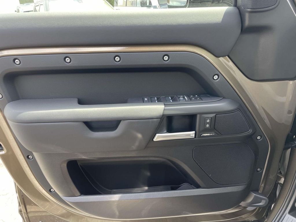 New 2026 Gondwana Stone Land Rover S image 31