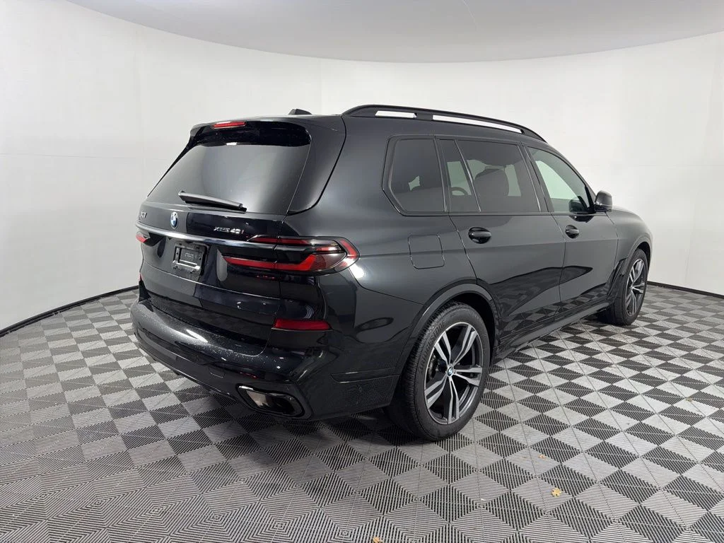 Certified Used 2024 Black Sapphire Metallic BMW xDrive40i image 5