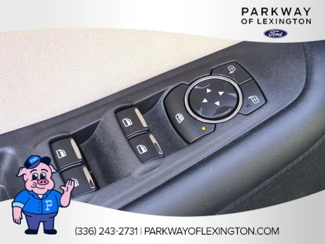 Used 2016 Black Ford SE image 13