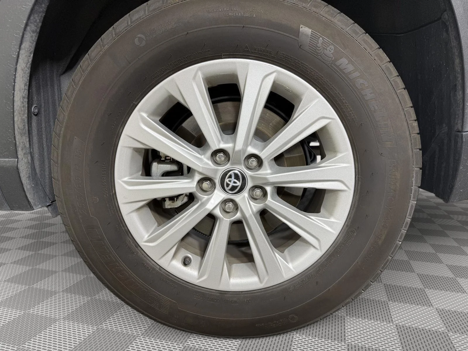Used 2024 Coastal Cream Toyota XLE image 9