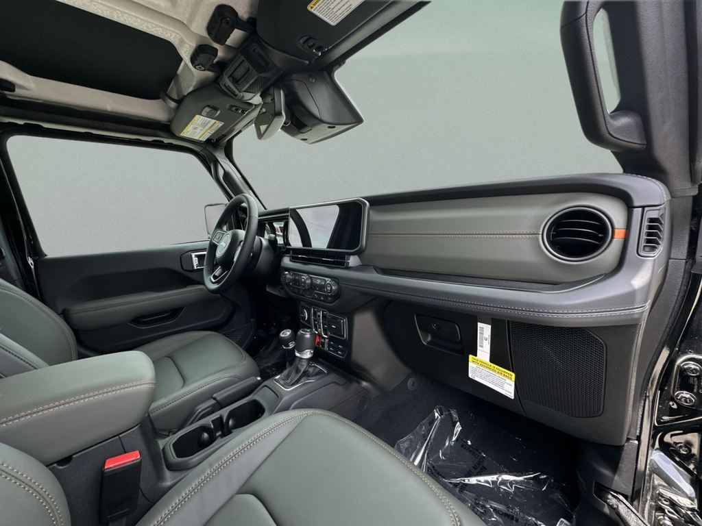 New 2026 Black Clear-Coat Exterior Paint Jeep Mojave X image 33