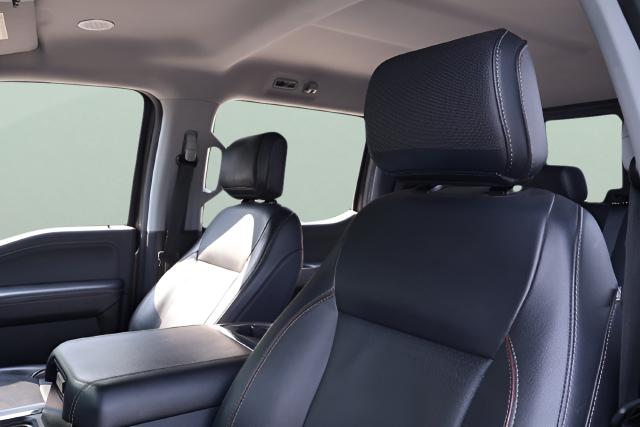 Used 2023 Gray Ford Lariat image 11