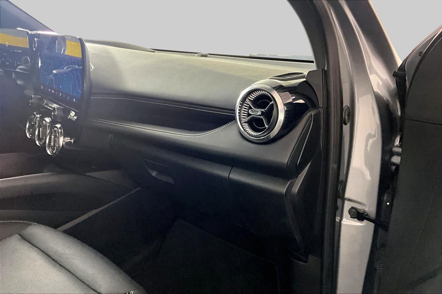 2024 Chevrolet Blazer EV LT - Photo 16