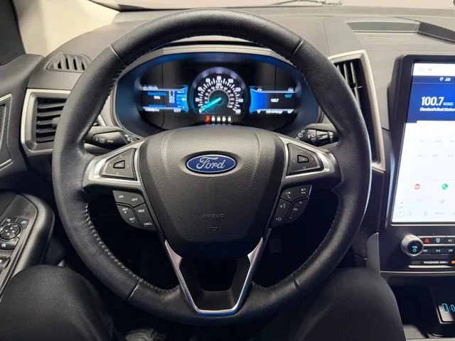 Used 2023 Black Ford SEL image 30