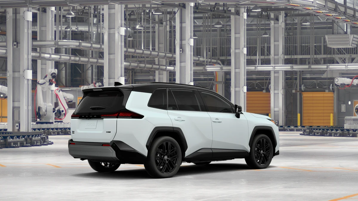 New 2026 Wind Chill Pearl with Midnight Black Metallic roof Toyota XSE image 10