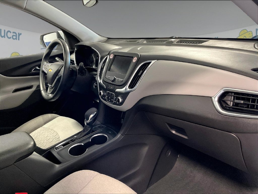 Used 2024 Summit White Chevrolet LT image 14