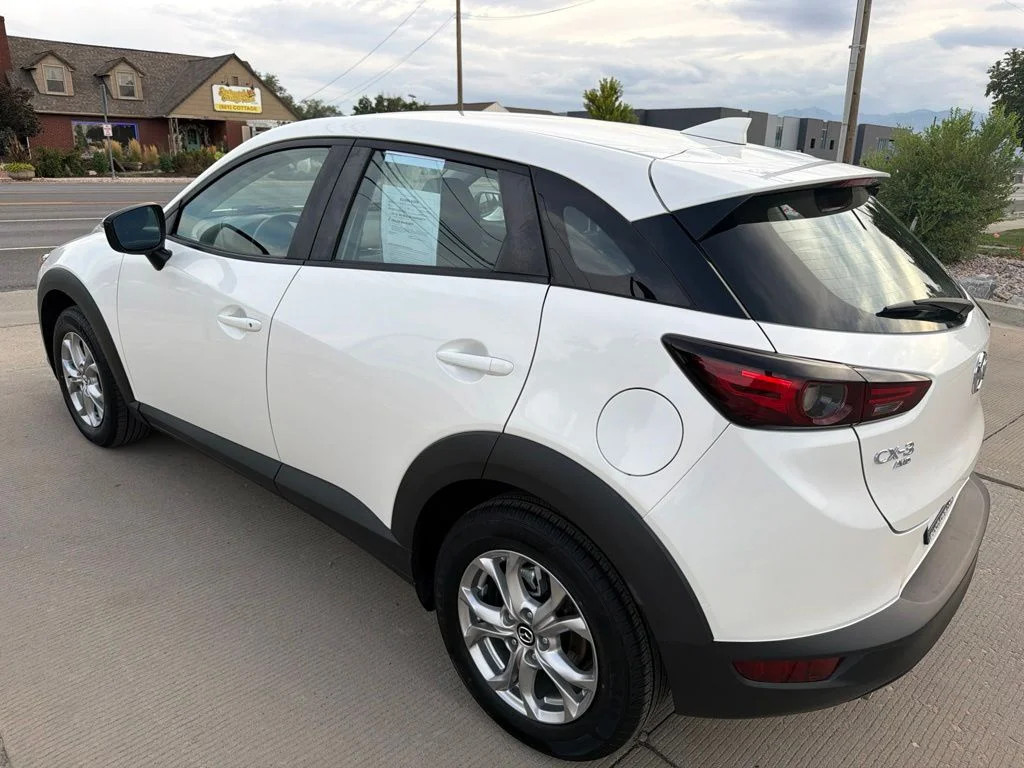 Used 2021 White Mazda Sport image 5