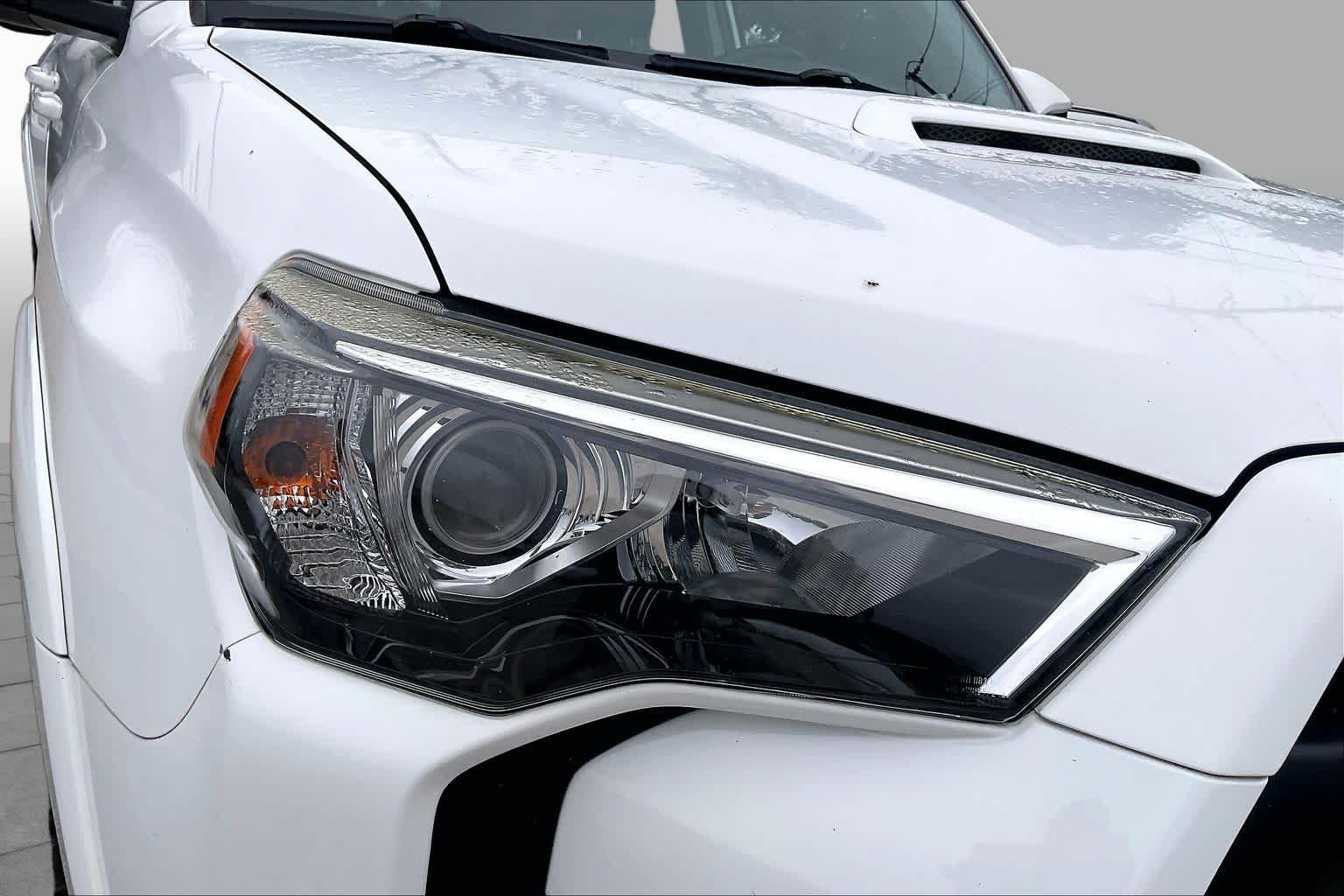 Used 2016 Super White Toyota TRD Pro image 27