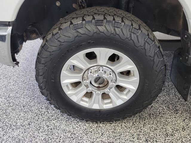 Used 2021 White Ford XL image 5