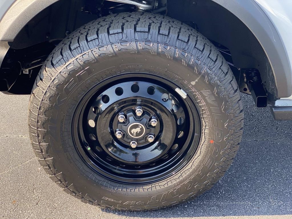 New 2026 Avalanche Gray Ford Big Bend® image 7