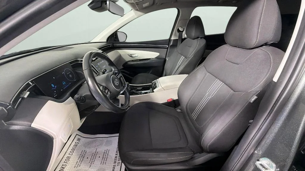 Used 2022  Hyundai SEL image 17