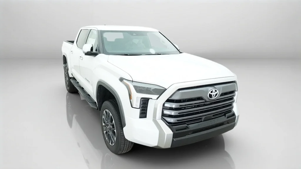 New 2026 Wind Chill Pearl Toyota Limited image 4