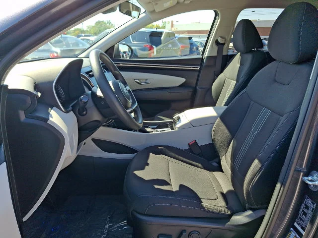 Used 2024 Gray Hyundai SEL image 13