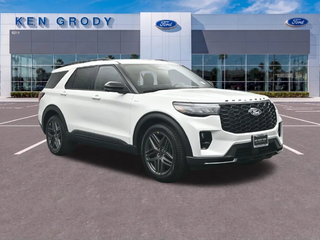 2027 Ford Explorer ST-LINE