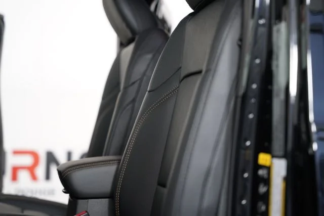 2025 Jeep Wrangler 4-Door Sahara - Photo 29