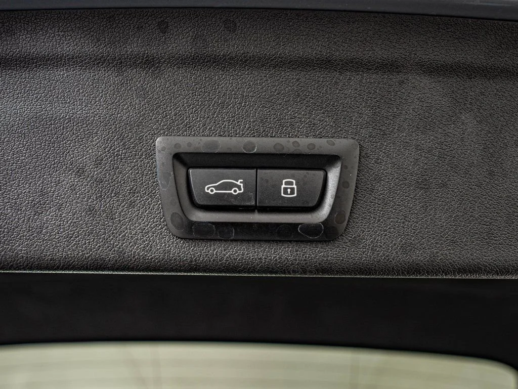 Used 2024 Brooklyn Gray Metallic BMW xDrive40i image 38