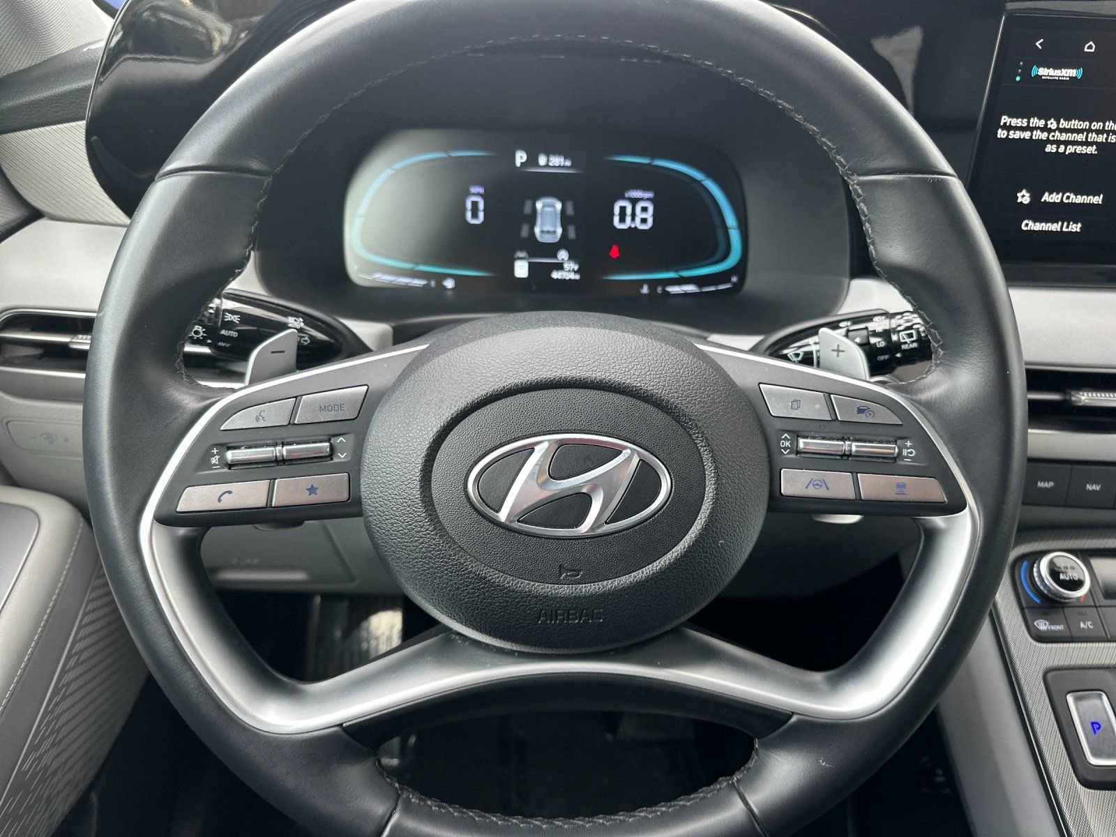Used 2024 Red Hyundai SEL image 25
