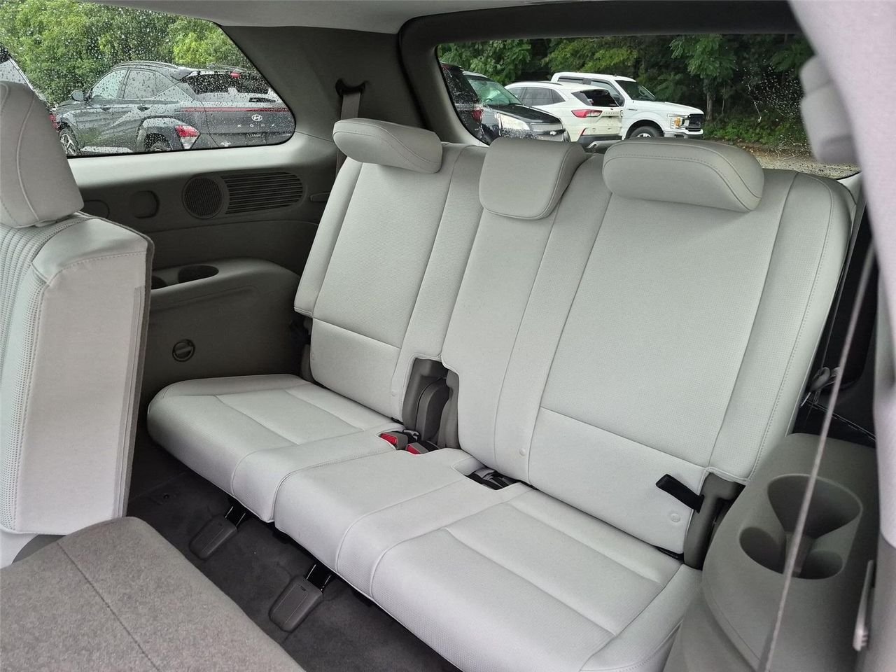 New 2026 Creamy White Pearl Hyundai Blue SEL 8P image 32