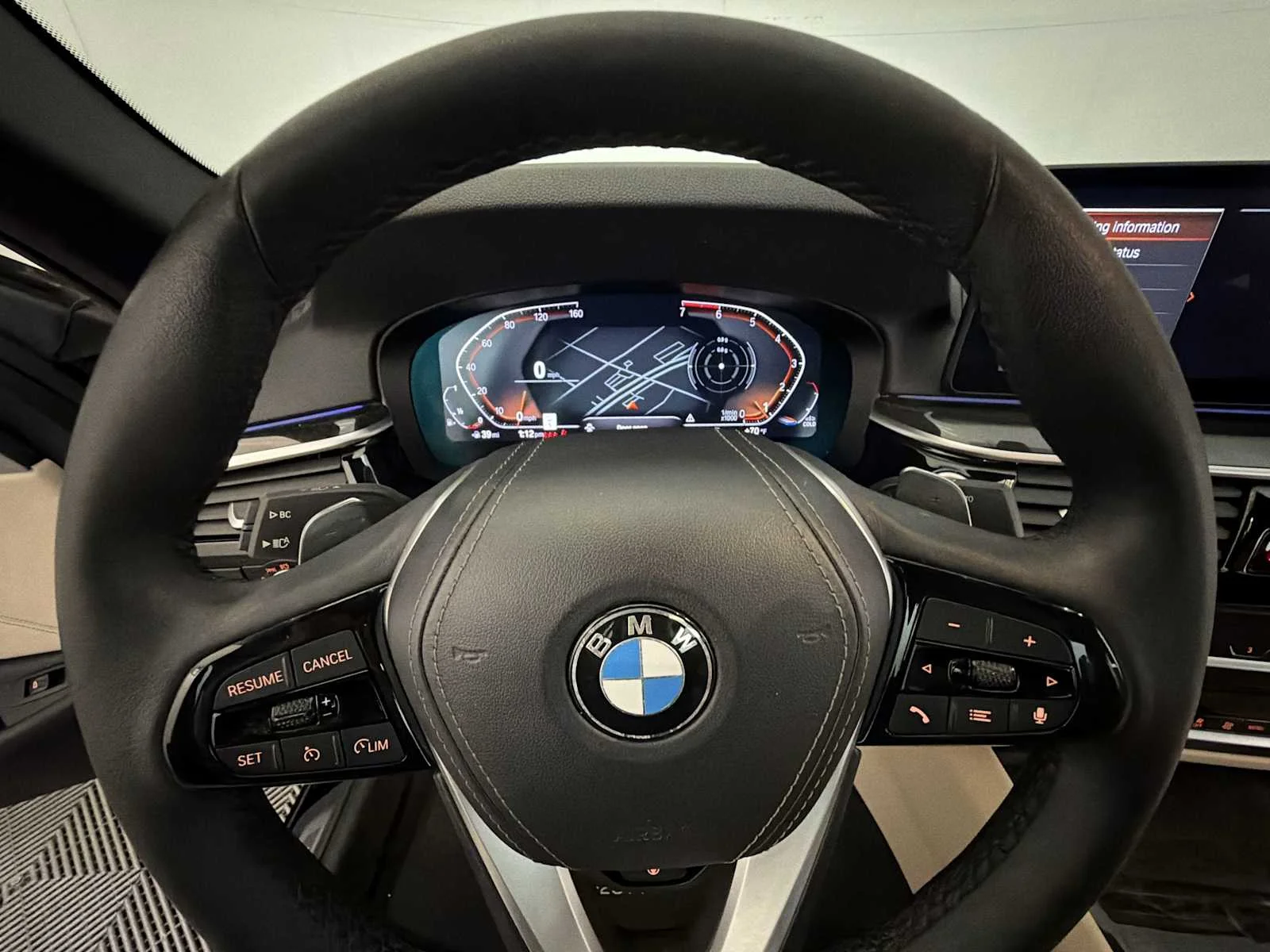 2023 BMW 5 Series 530i - Photo 13