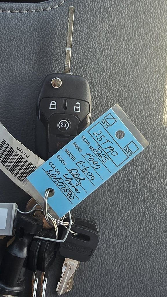 2025 Ford F-600 Super Duty Chassis Cab XL - Photo 24