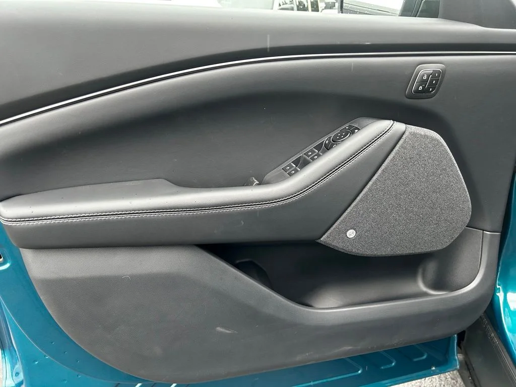 New 2026 Adriatic Blue Metallic Ford Premium image 13