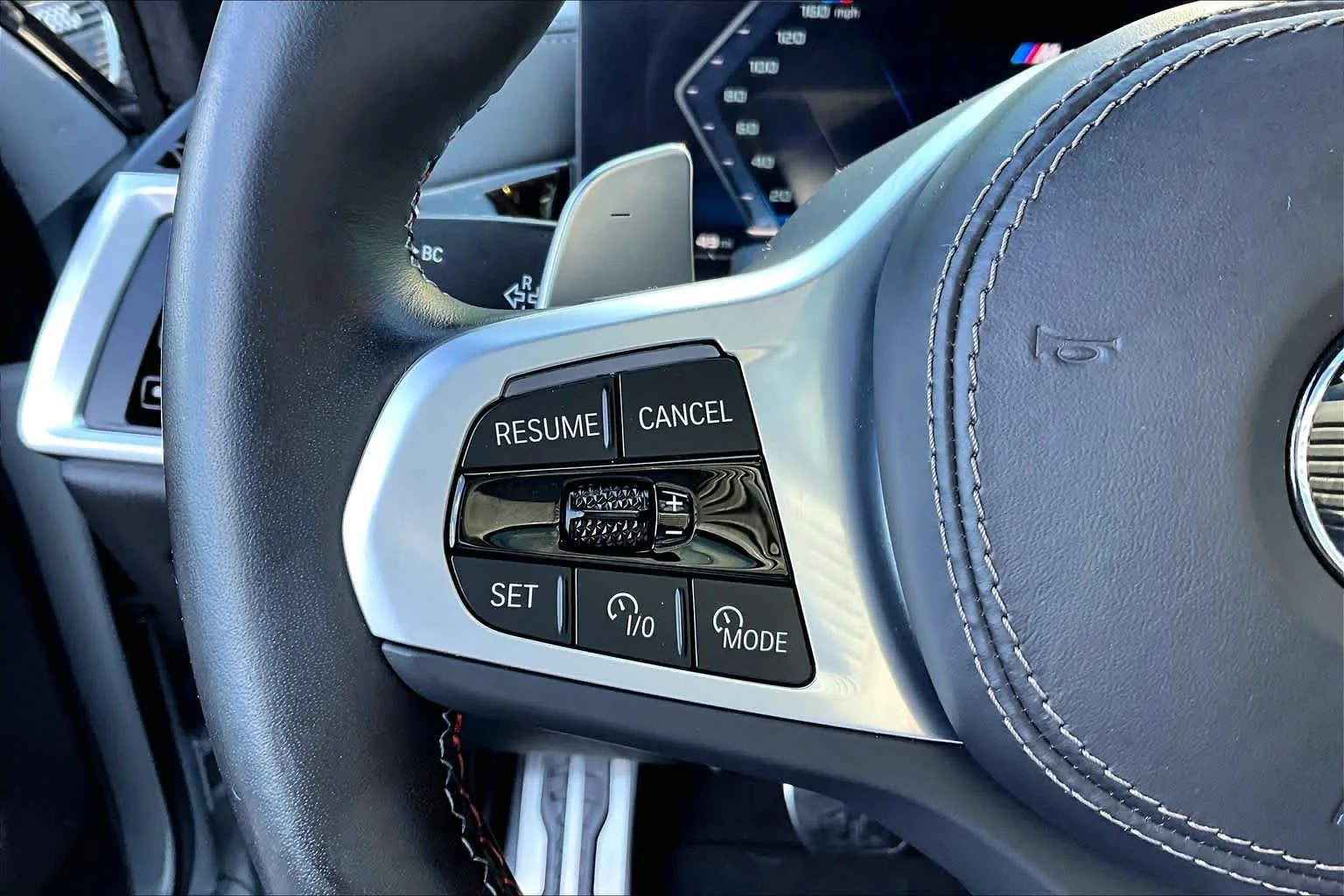 Used 2025 Brooklyn Grey Metallic BMW M60i image 23