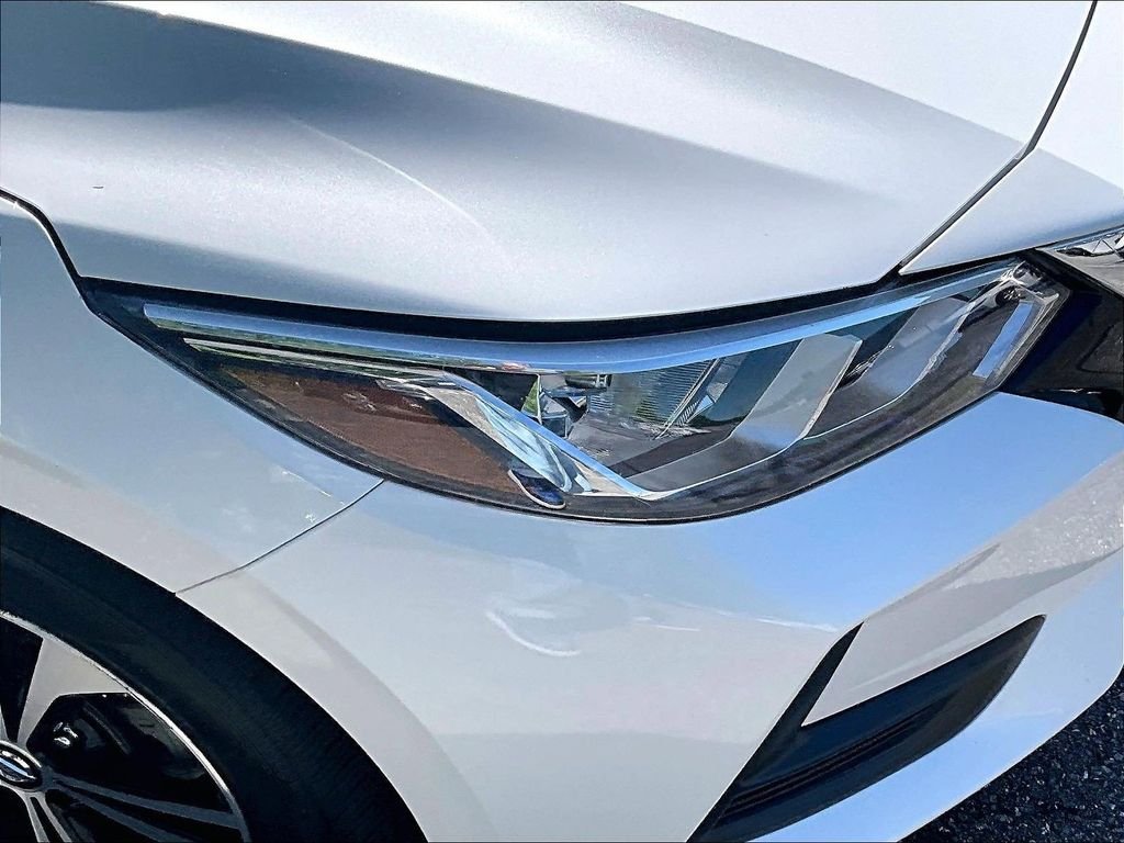 Used 2023 White Nissan SV image 30