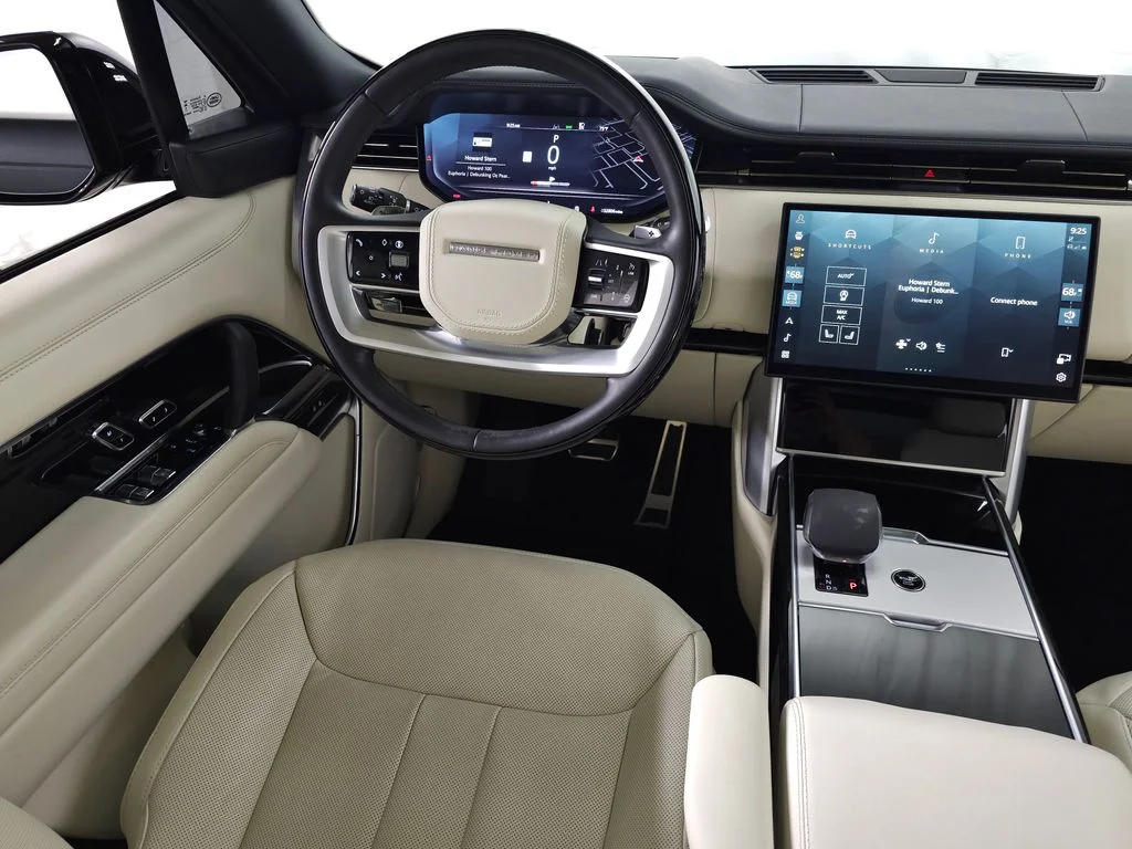 Certified Used 2024 Gray Land Rover SE image 20