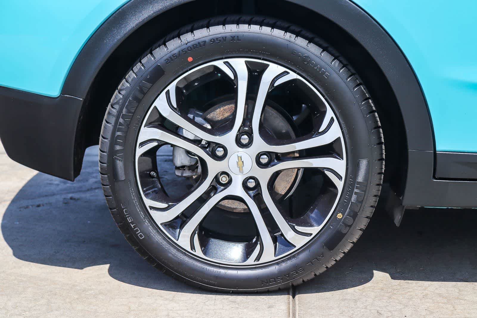 Used 2020 Oasis Blue Chevrolet Premier image 8