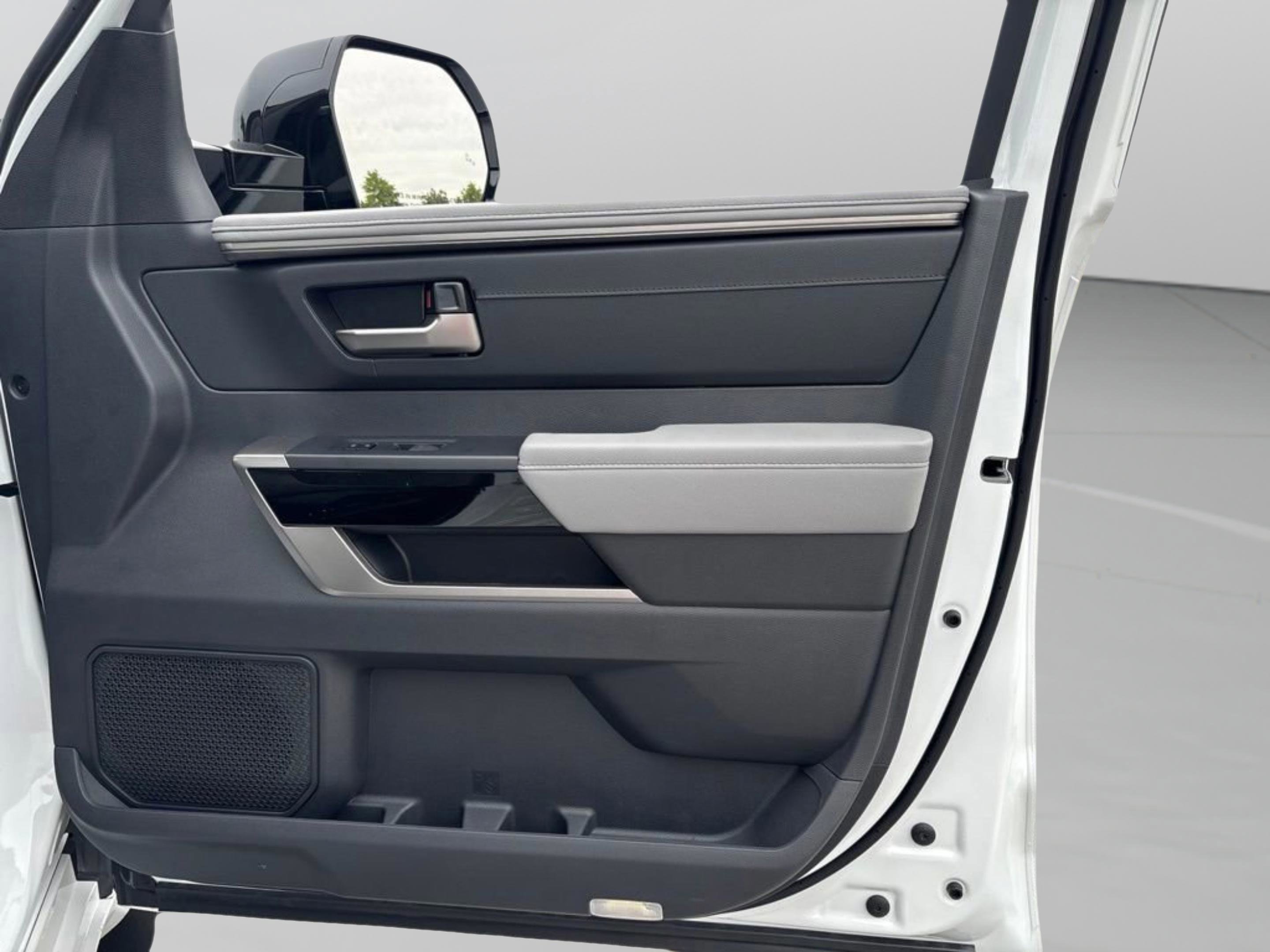 2026 Toyota Tundra Limited - Photo 42