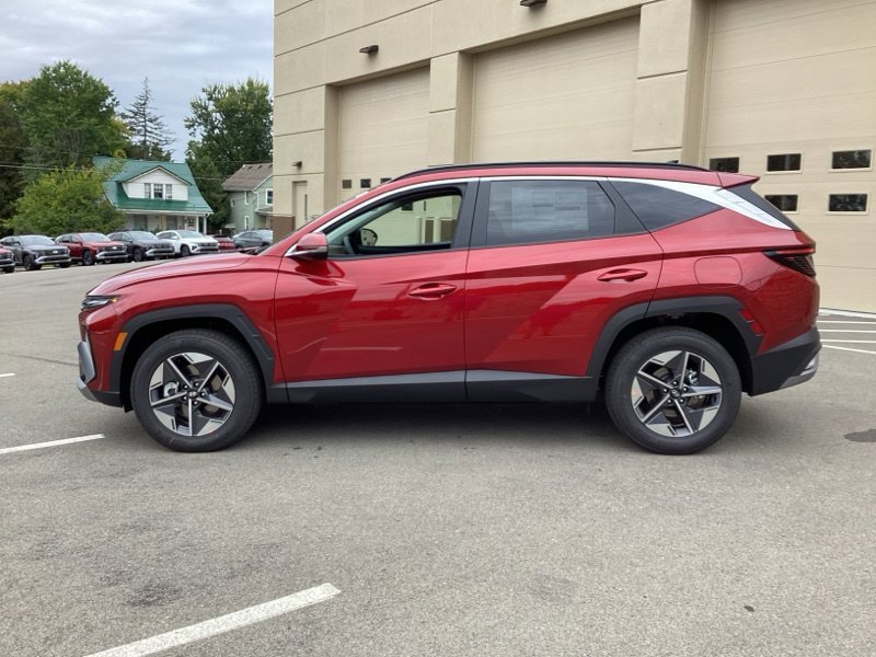 New 2026 Red Hyundai SEL Premium image 5