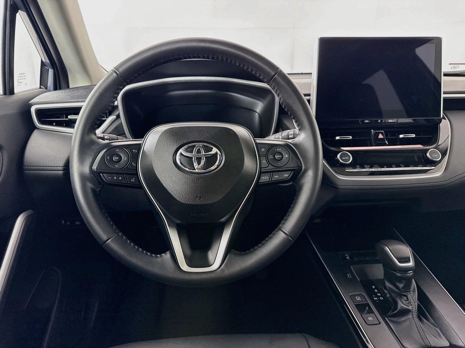 Used 2026 Celestite Toyota XLE image 32