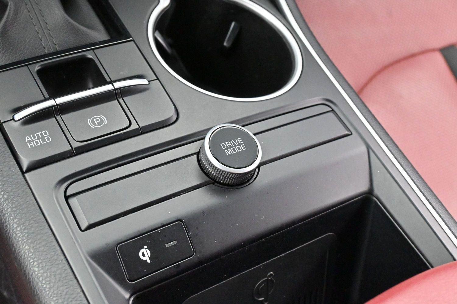 Used 2022 Glacial White Pearl Kia GT-Line image 21
