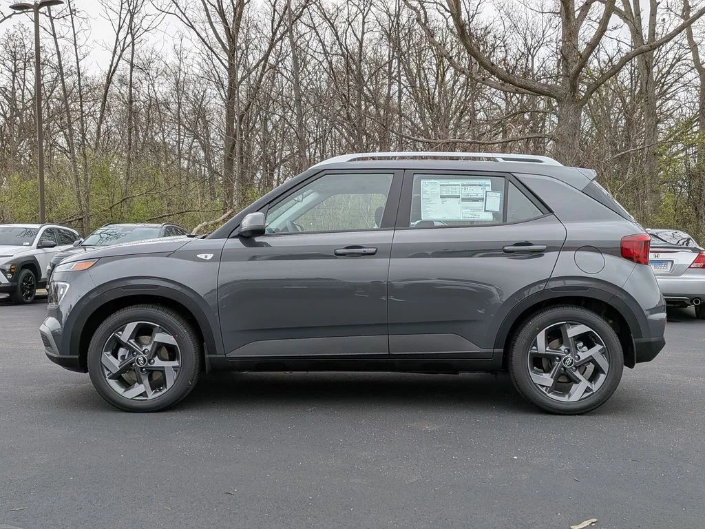 New 2026 Gray Hyundai SEL image 4