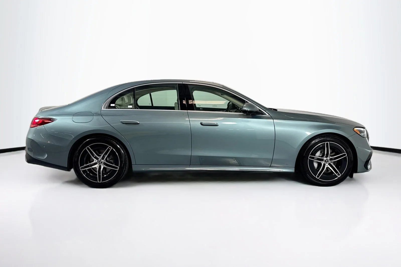 Used 2026 Verde Silver Metallic Mercedes-Benz E 350 image 4
