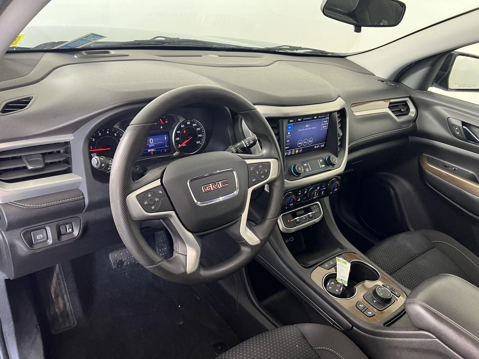 Used 2021 EBONY TWILIGHT METALLIC GMC SLE image 5