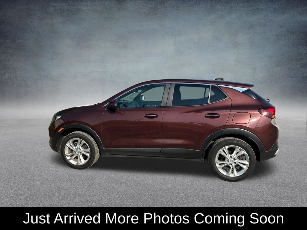 Used 2022 Rosewood Metallic Buick Preferred image 3