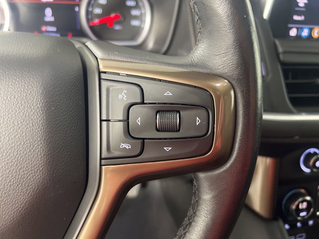 Used 2021 Shadow Gray Metallic Chevrolet High Country image 18