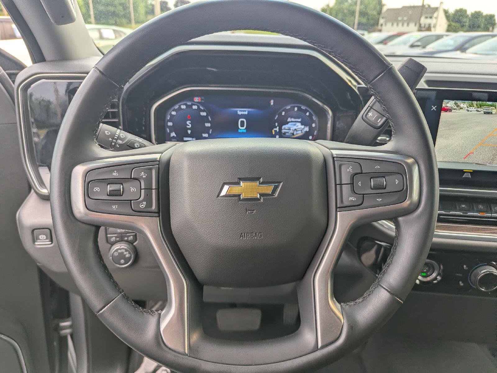 Used 2024 Sterling Gray Metallic Chevrolet LT image 18