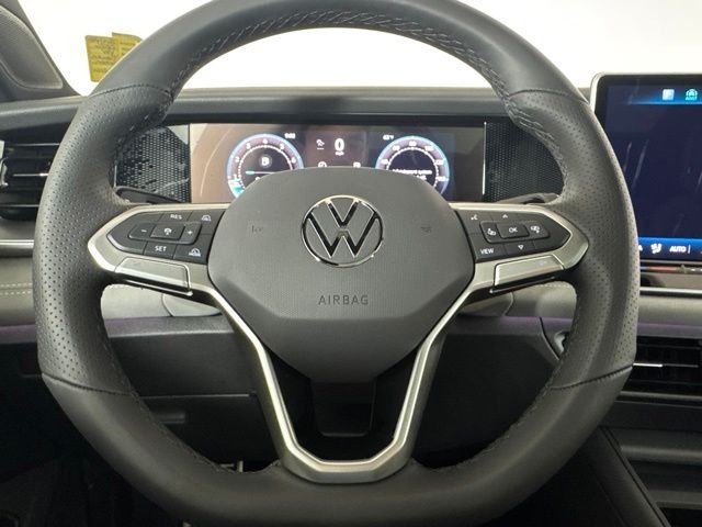 New 2026 Green Volkswagen 2.0T SE R-Line Black image 18