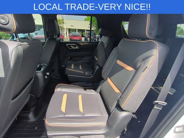 Used 2023 White GMC AT4 image 31