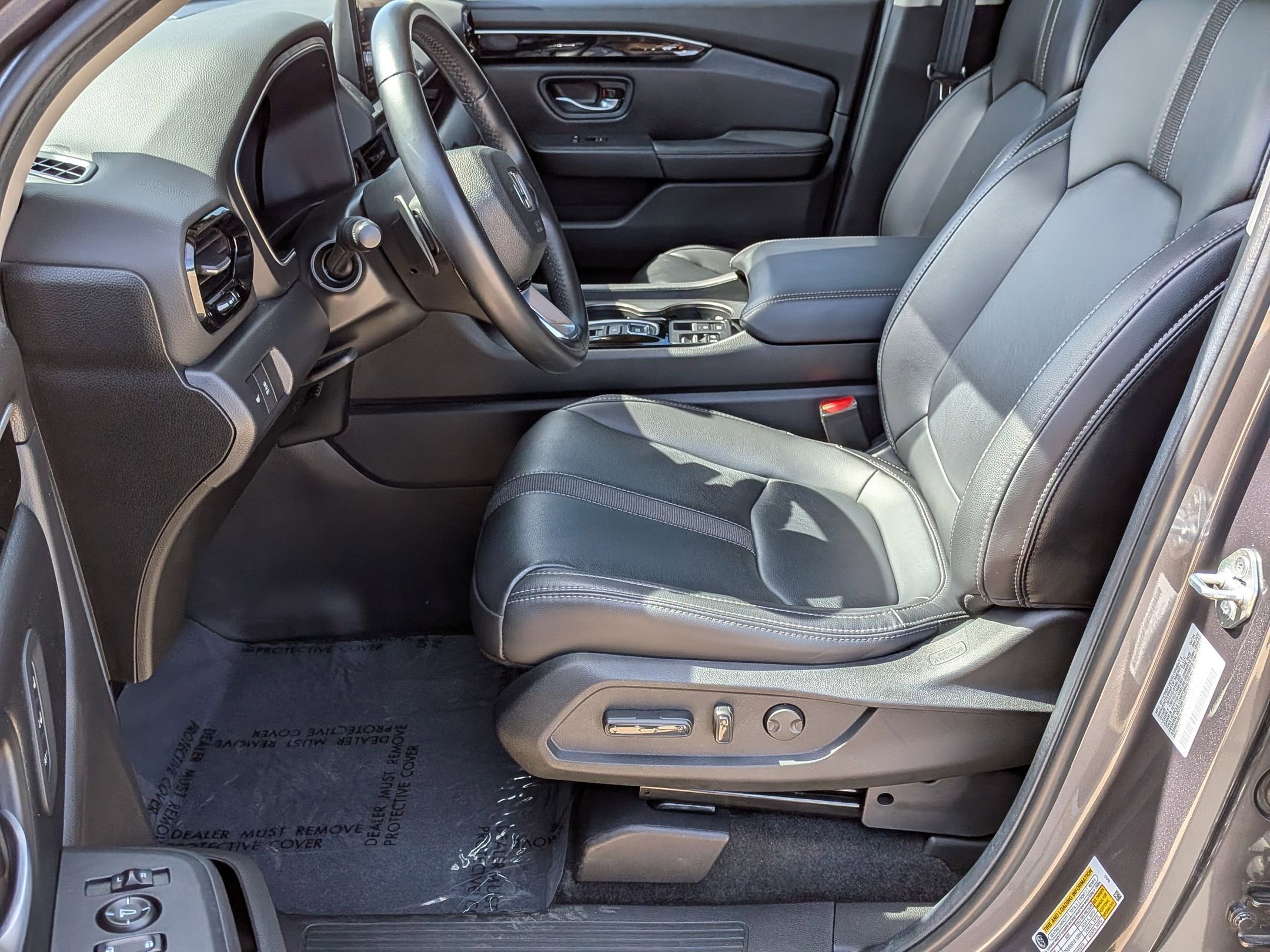 2025 Honda Pilot EX-L - Photo 11
