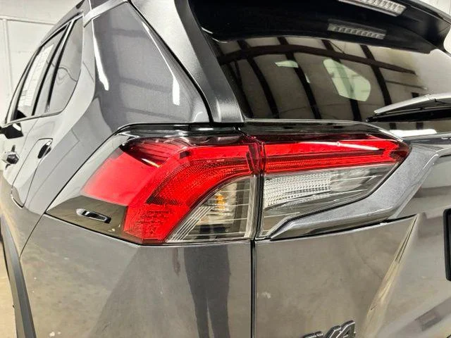 Certified Used 2025 MAGNETIC GRAY MET. Toyota  image 8
