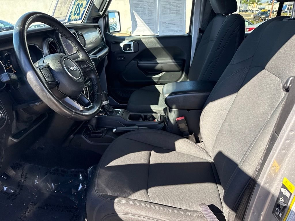 Used 2020 Billet Silver Metallic Jeep Unlimited Sport S image 15
