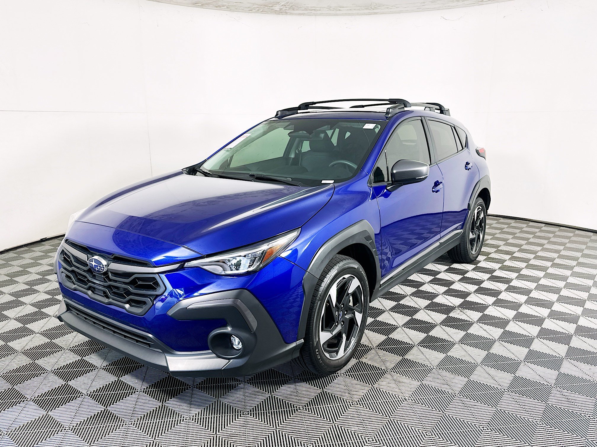 Used 2025 Sapphire Blue Pearl Subaru Limited image 7