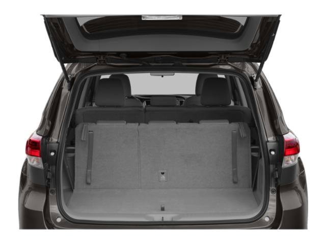 2019 Toyota Highlander LE - Photo 11